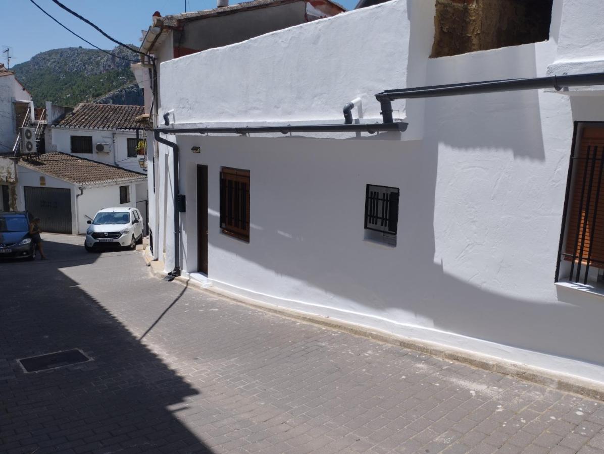Muy Centrico La Plaza Lejlighed Chulilla Eksteriør billede